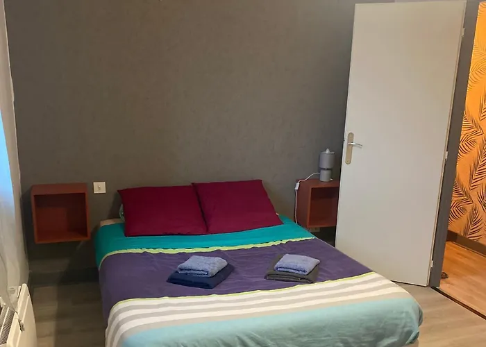 Notre Chez Nous Pour Vous